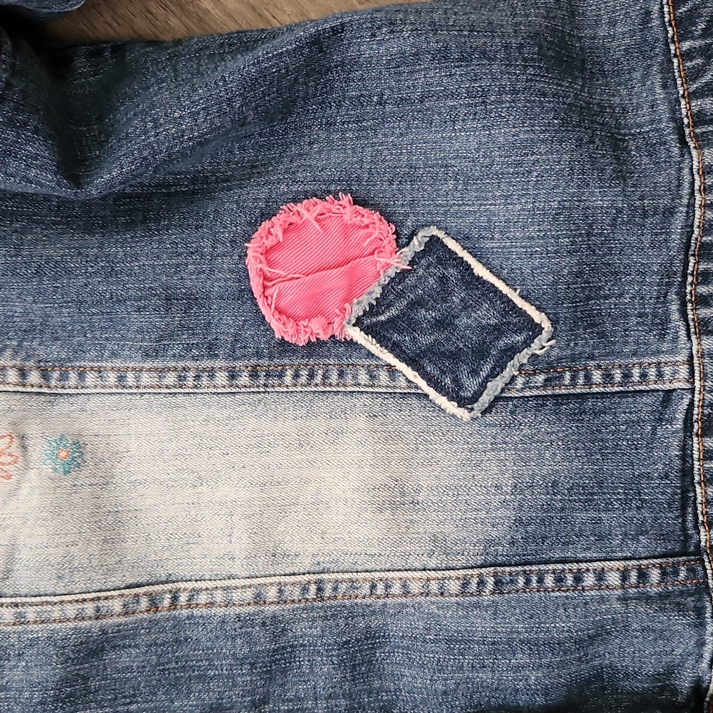 Vintage very 80's 2X Distressed Jean Jacket - Picture 3 of 5